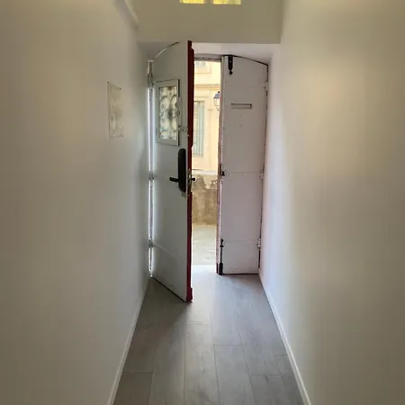 Apartment Charming Cosy In Town Centre Beziers