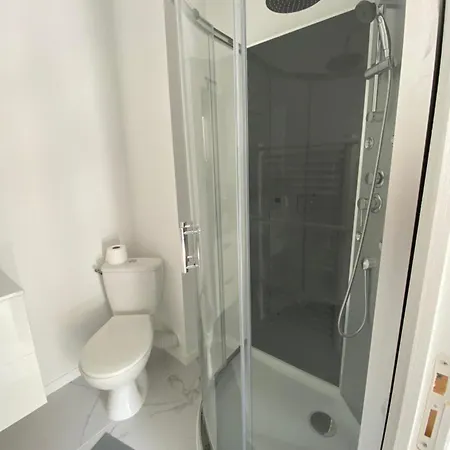 Charming Cosy In Town Centre Apartment Beziers