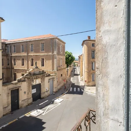Charming Cosy In Town Centre Apartment *